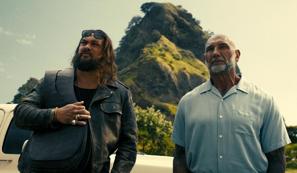 bautista and momoa from wrecking crew4
